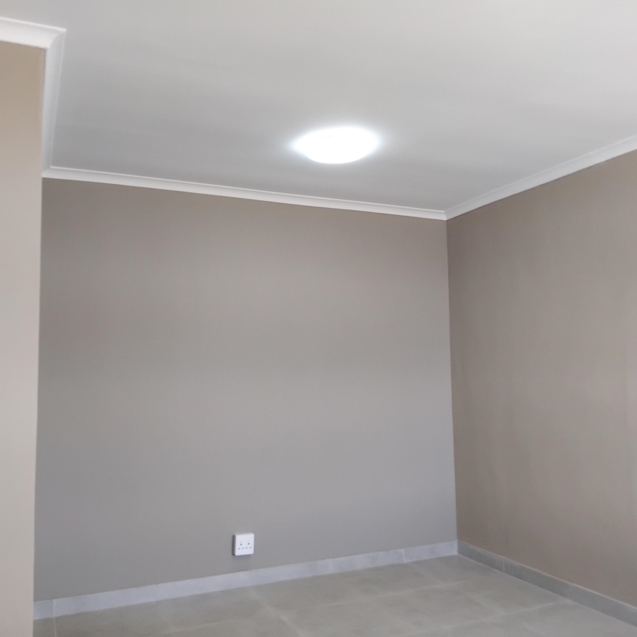 To Let 1 Bedroom Property for Rent in Protea Heights Western Cape